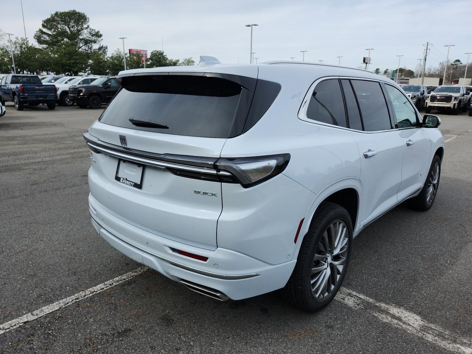 2026 Buick Enclave 4dr Avenir