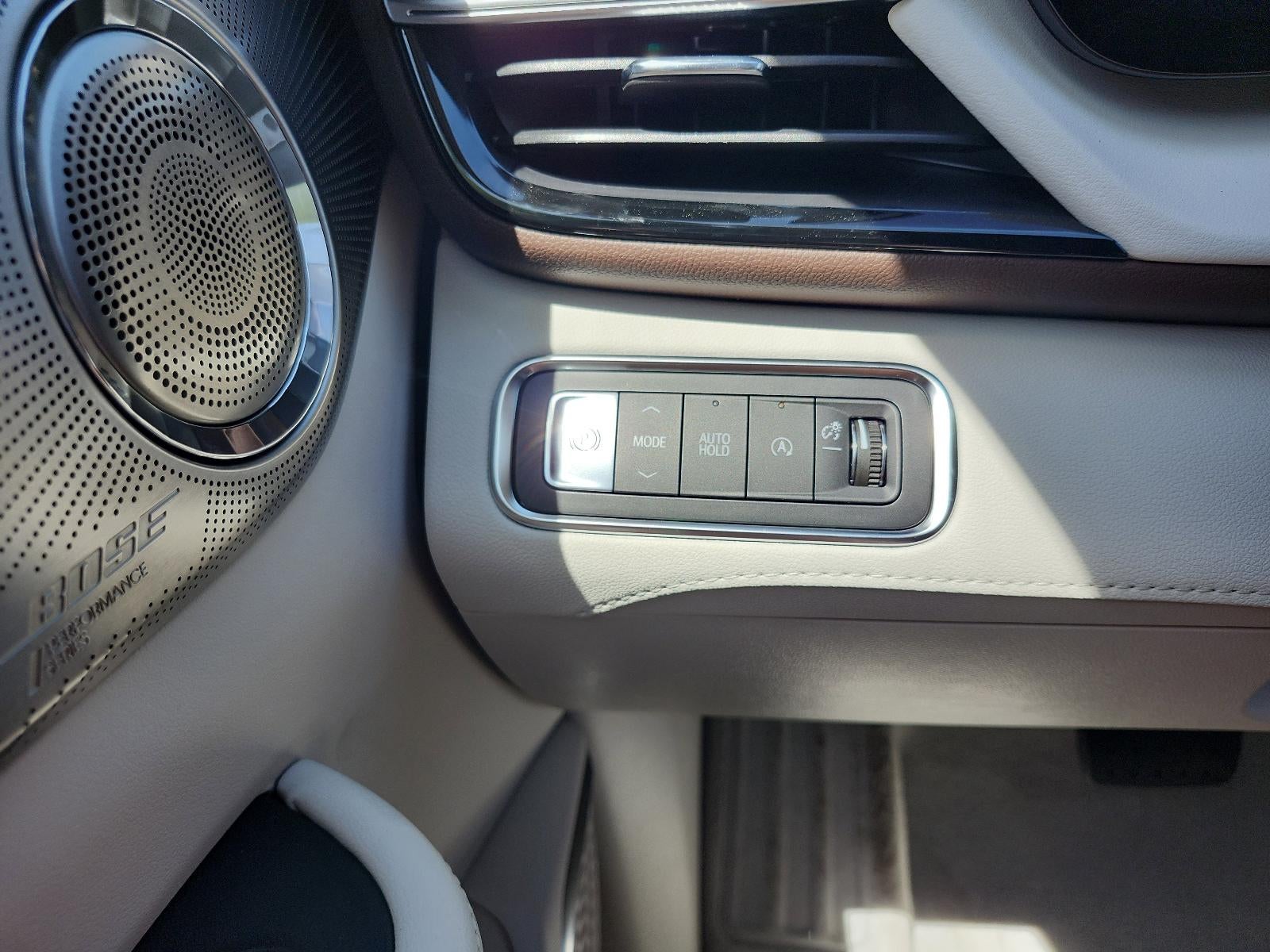 2026 Buick Enclave 4dr Avenir