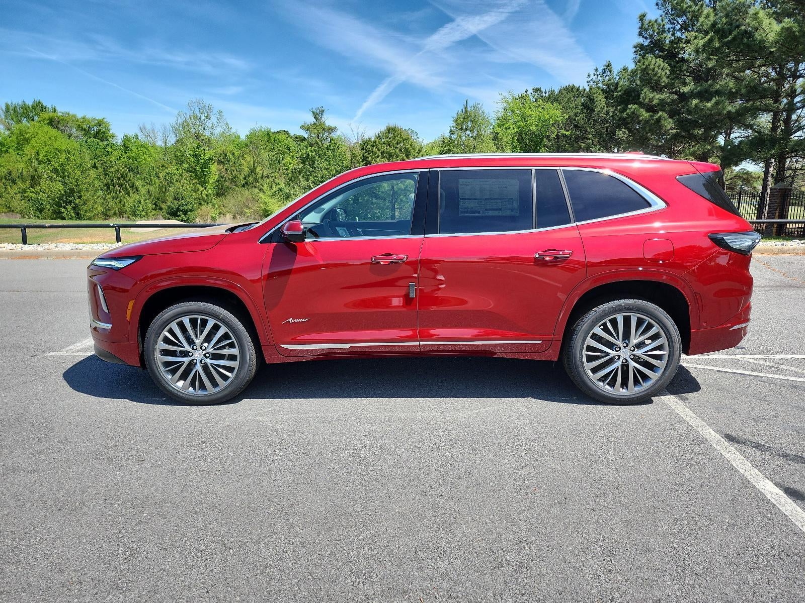 2026 Buick Enclave 4dr Avenir