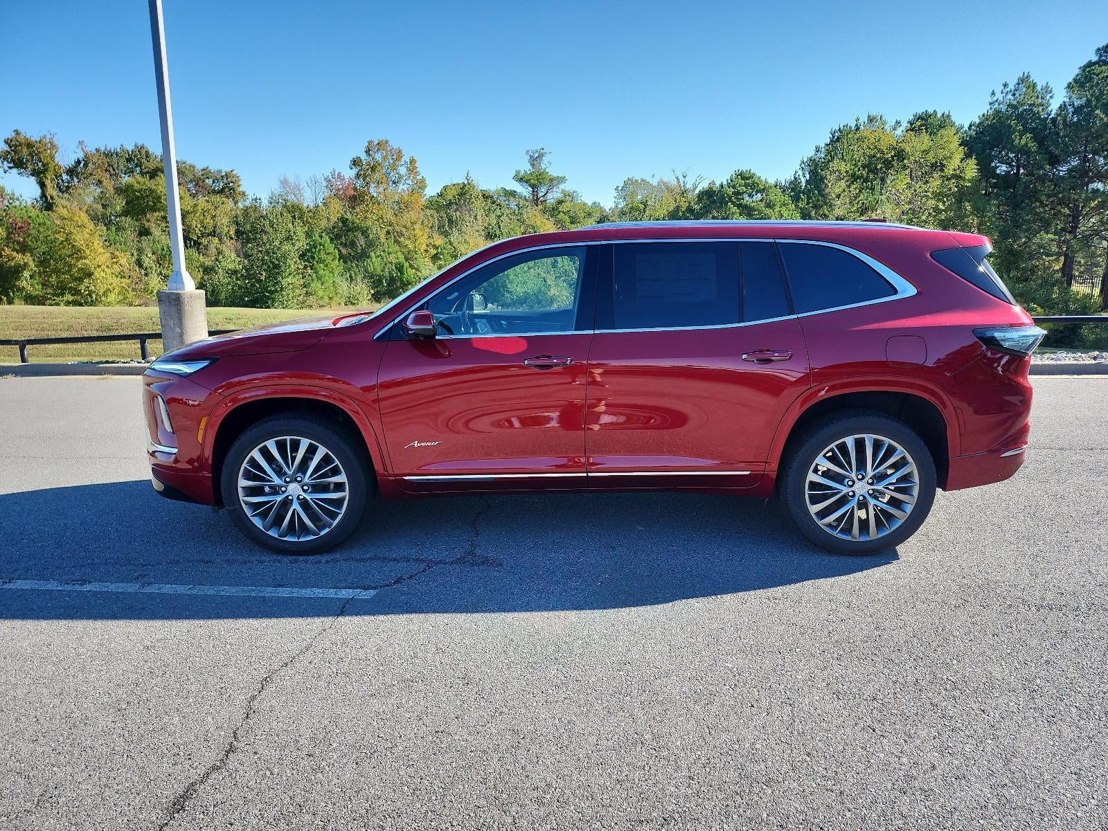 2026 Buick Enclave 4dr Avenir