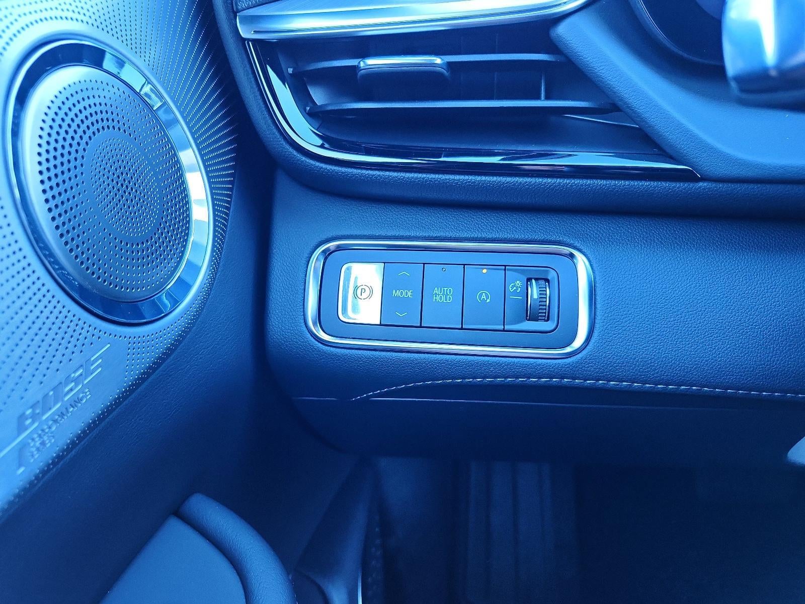 2026 Buick Enclave 4dr Avenir