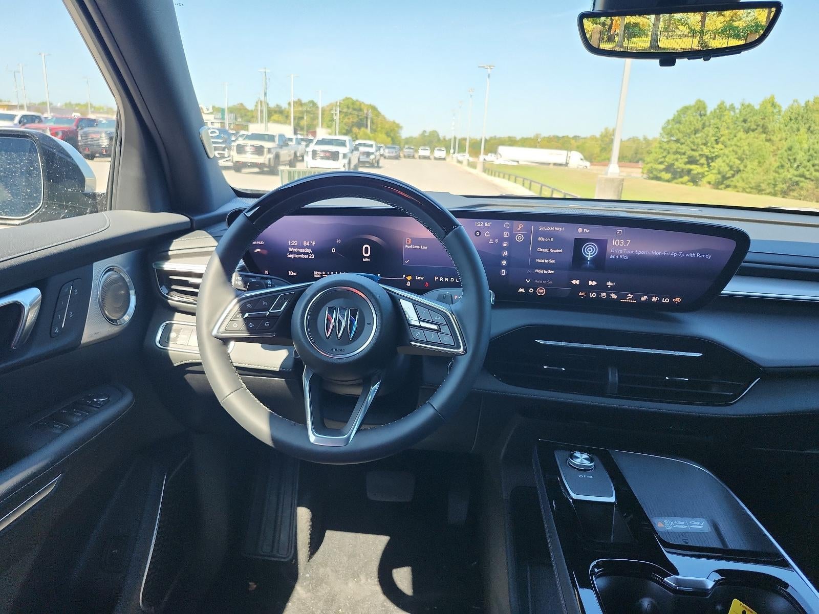 2027 Buick Enclave 4dr Avenir