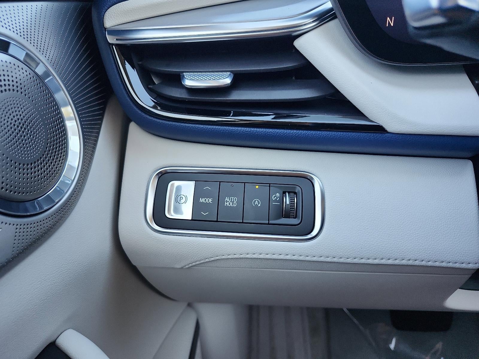 2026 Buick Enclave 4dr Avenir