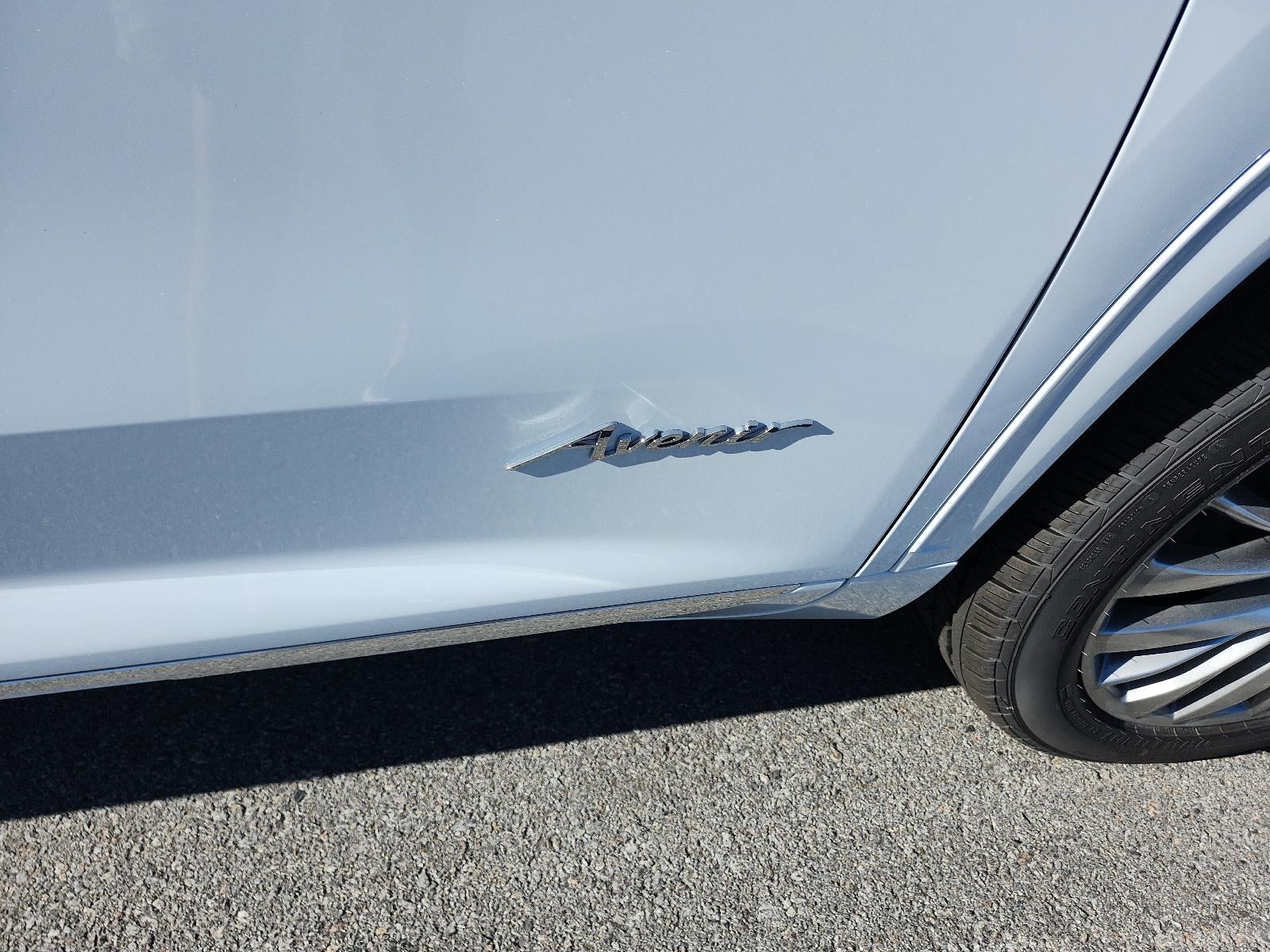 2026 Buick Enclave 4dr Avenir