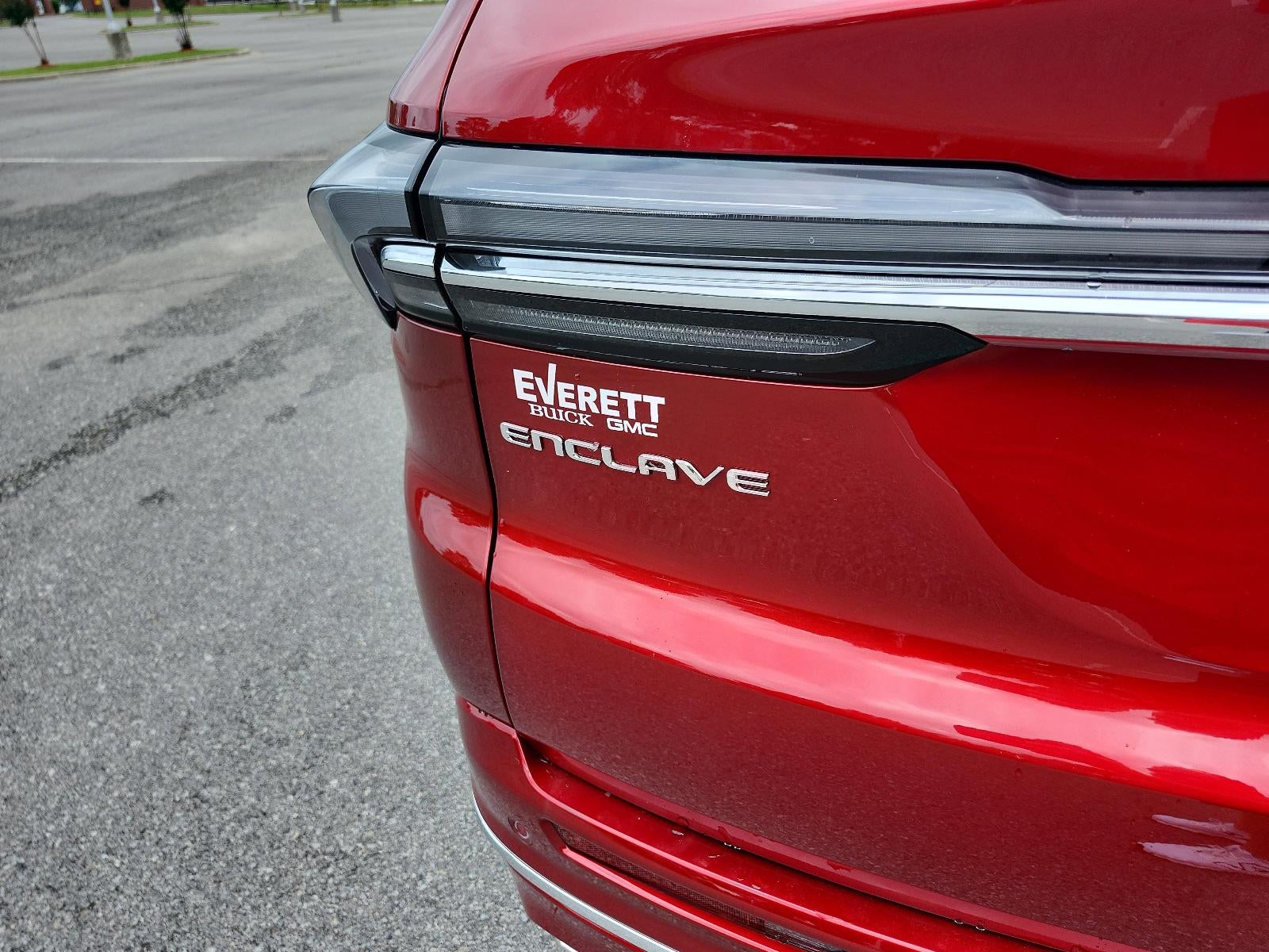 2025 Buick Enclave 4dr Avenir