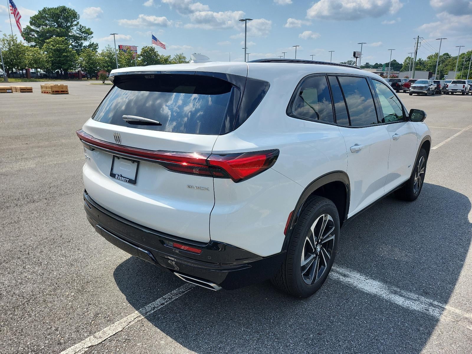 2026 Buick Enclave 4dr Sport Touring