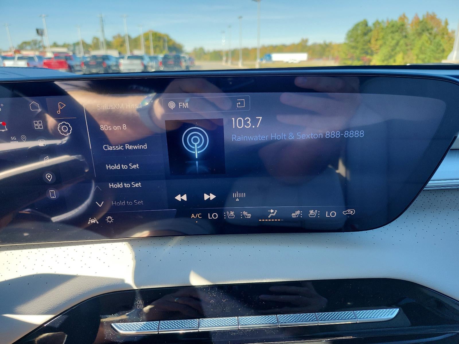 2026 Buick Enclave 4dr Avenir