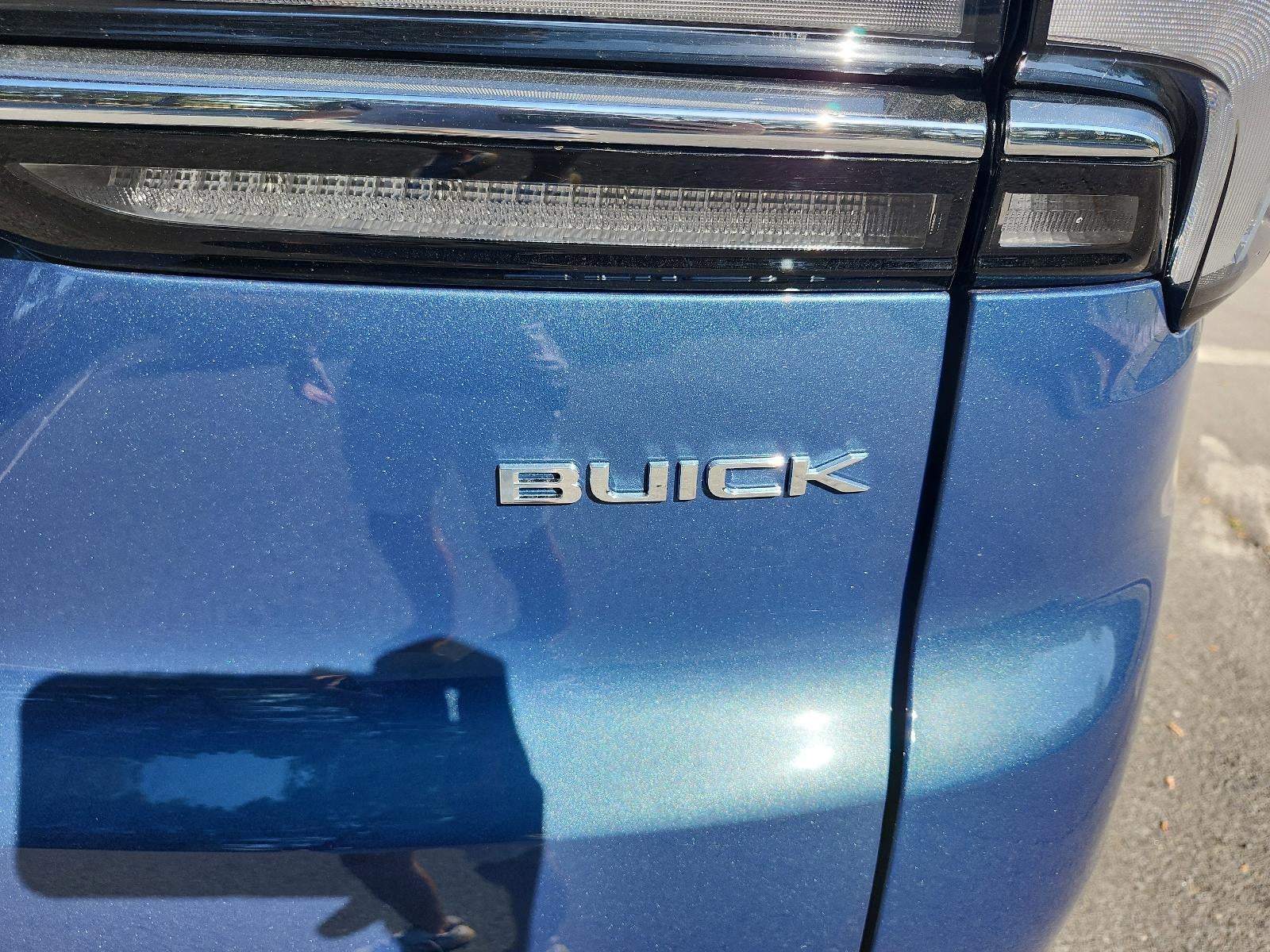 2026 Buick Enclave 4dr Avenir