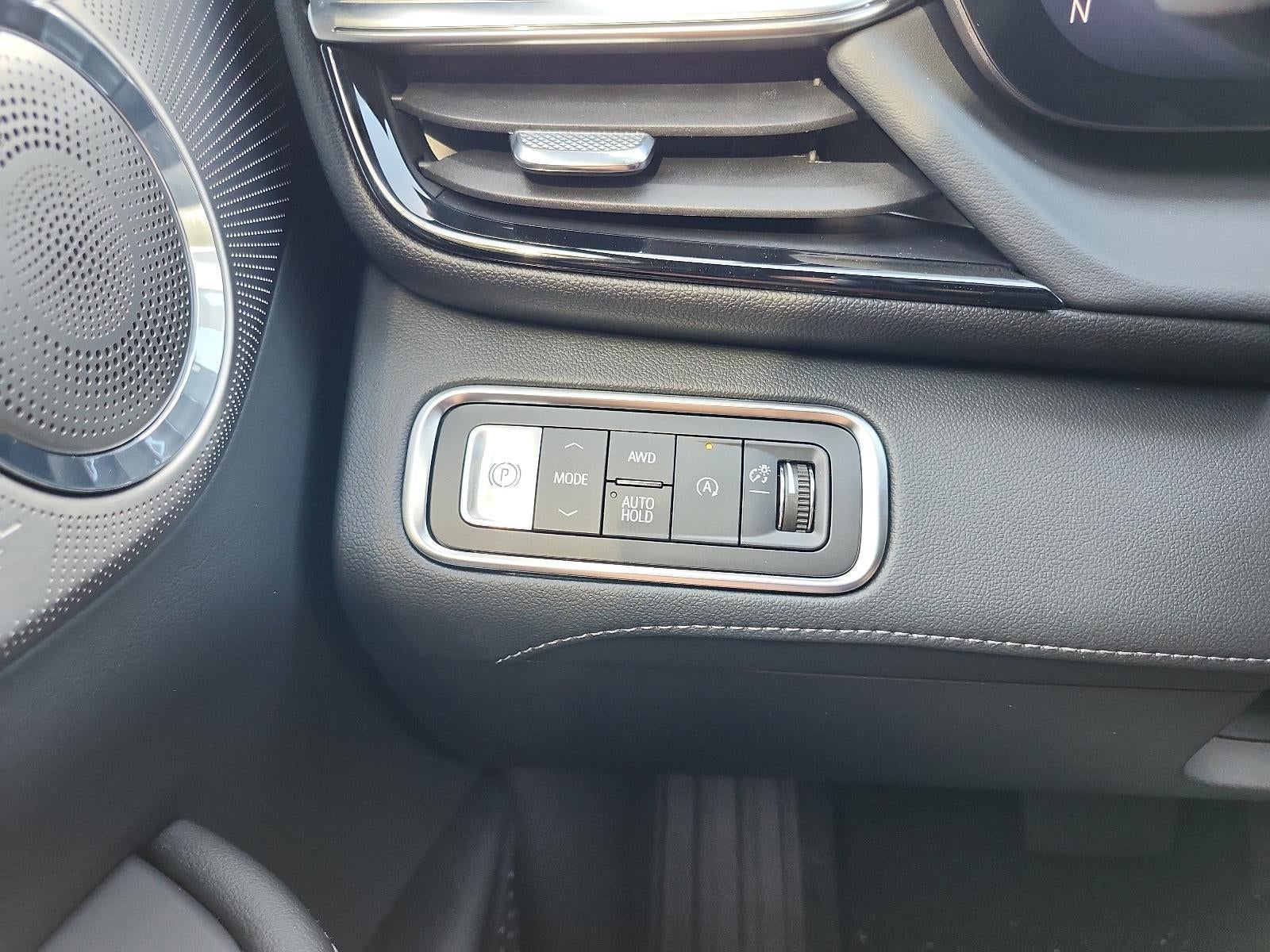 2026 Buick Enclave 4dr Avenir