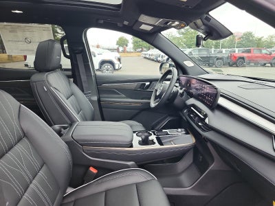 2026 Buick Enclave 4dr Avenir