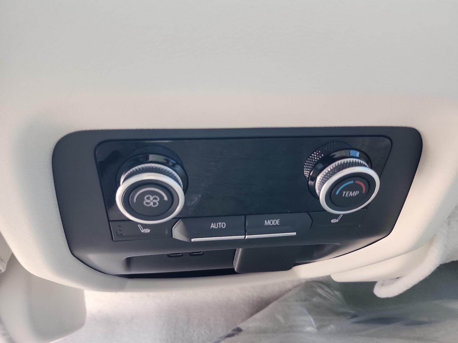2027 Buick Enclave 4dr Avenir