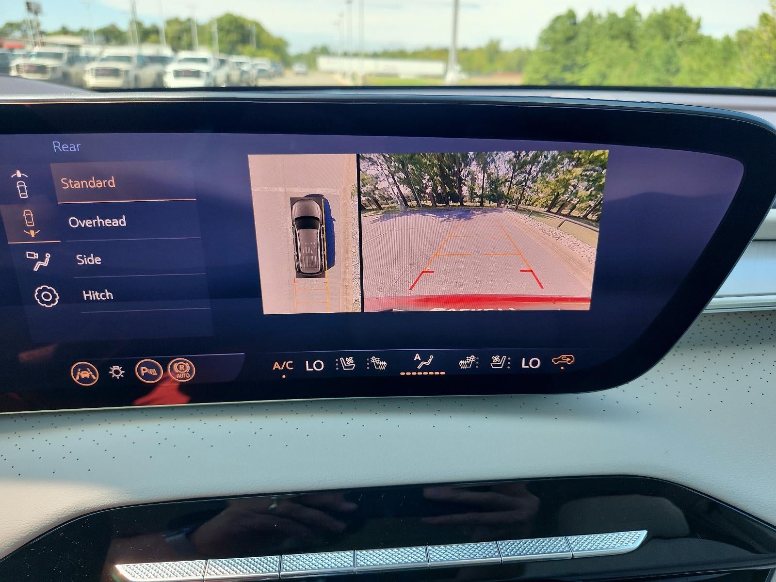 2027 Buick Enclave 4dr Avenir
