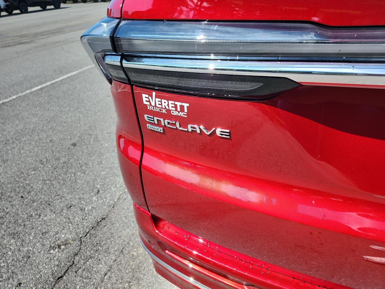 2027 Buick Enclave 4dr Avenir