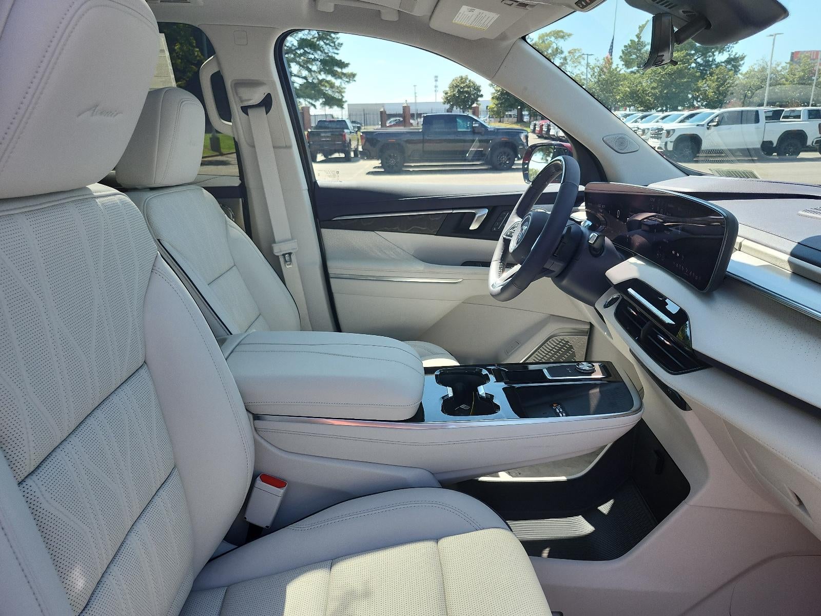 2027 Buick Enclave 4dr Avenir