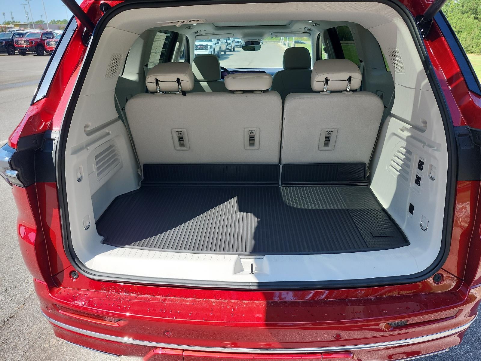 2027 Buick Enclave 4dr Avenir