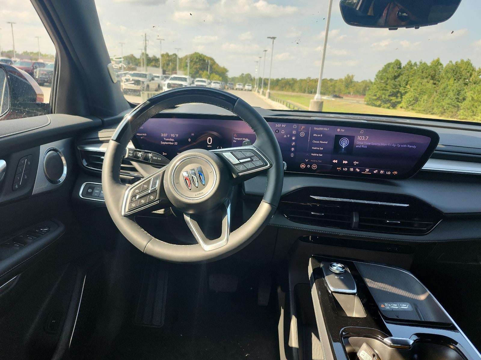 2027 Buick Enclave 4dr Avenir