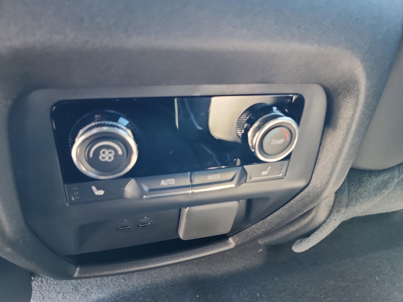 2026 Buick Enclave 4dr Avenir