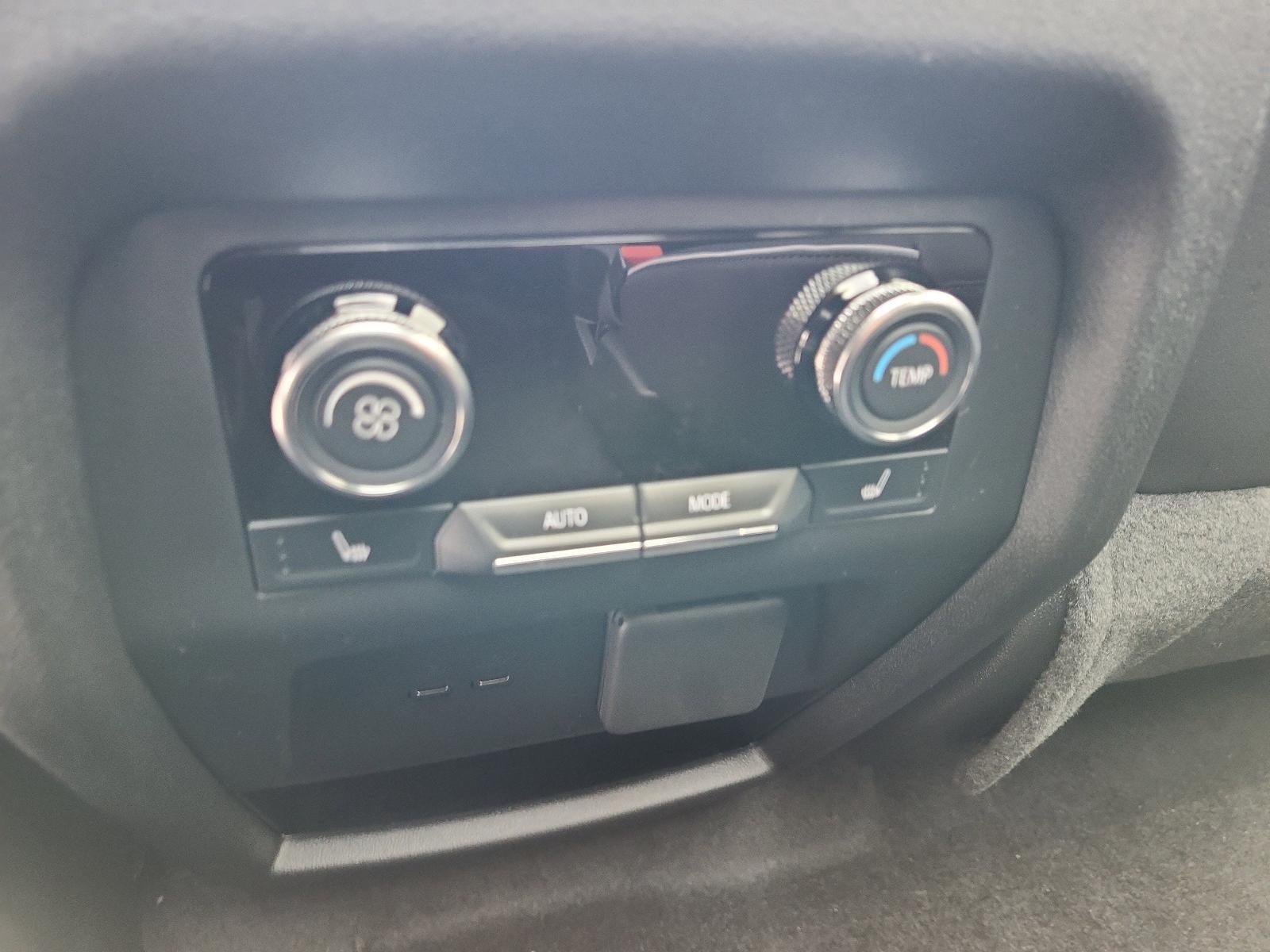 2026 Buick Enclave 4dr Avenir