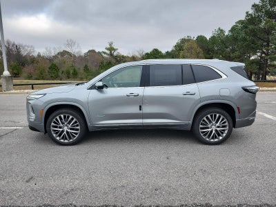 2026 Buick Enclave 4dr Avenir