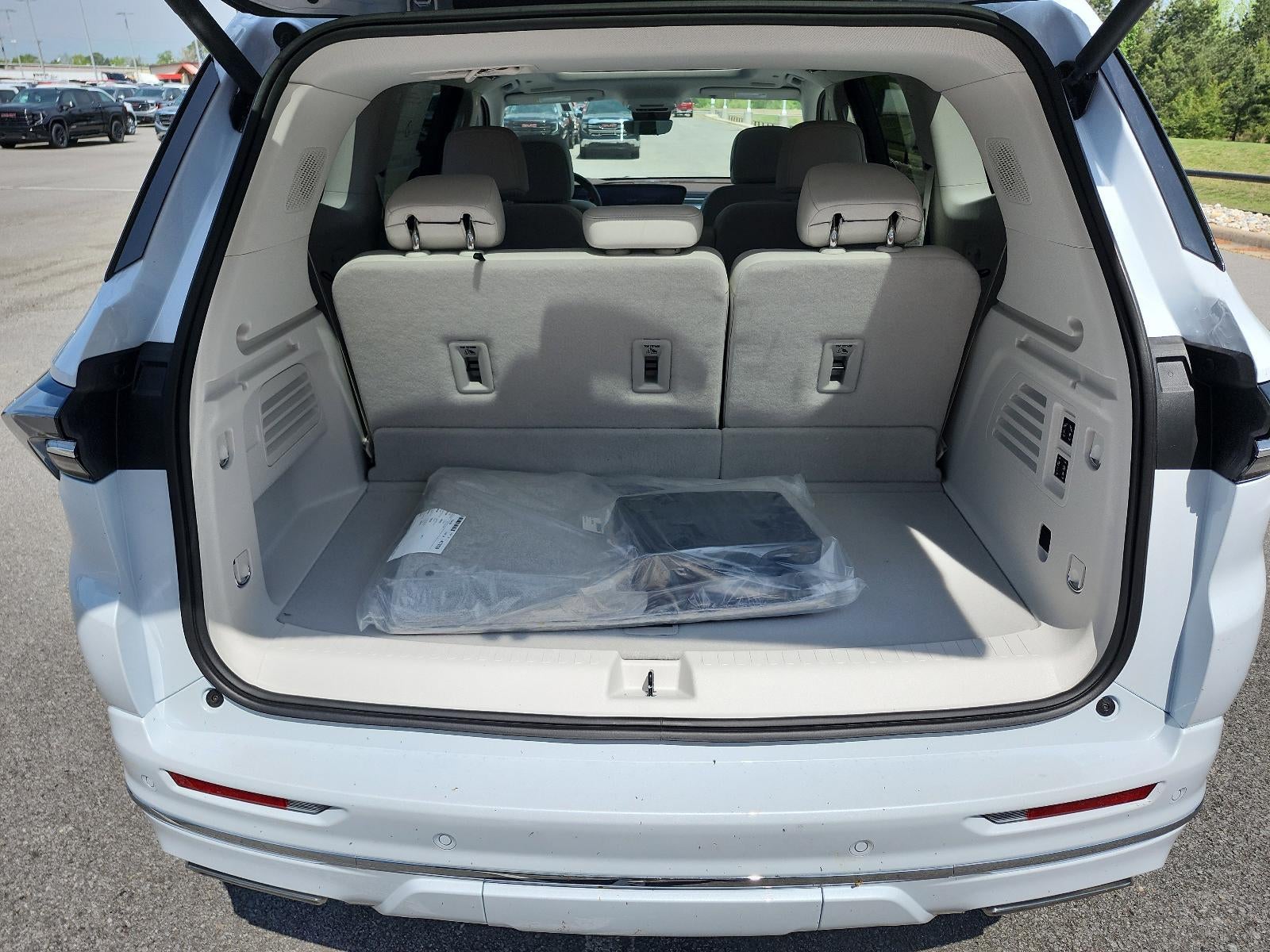 2026 Buick Enclave 4dr Avenir