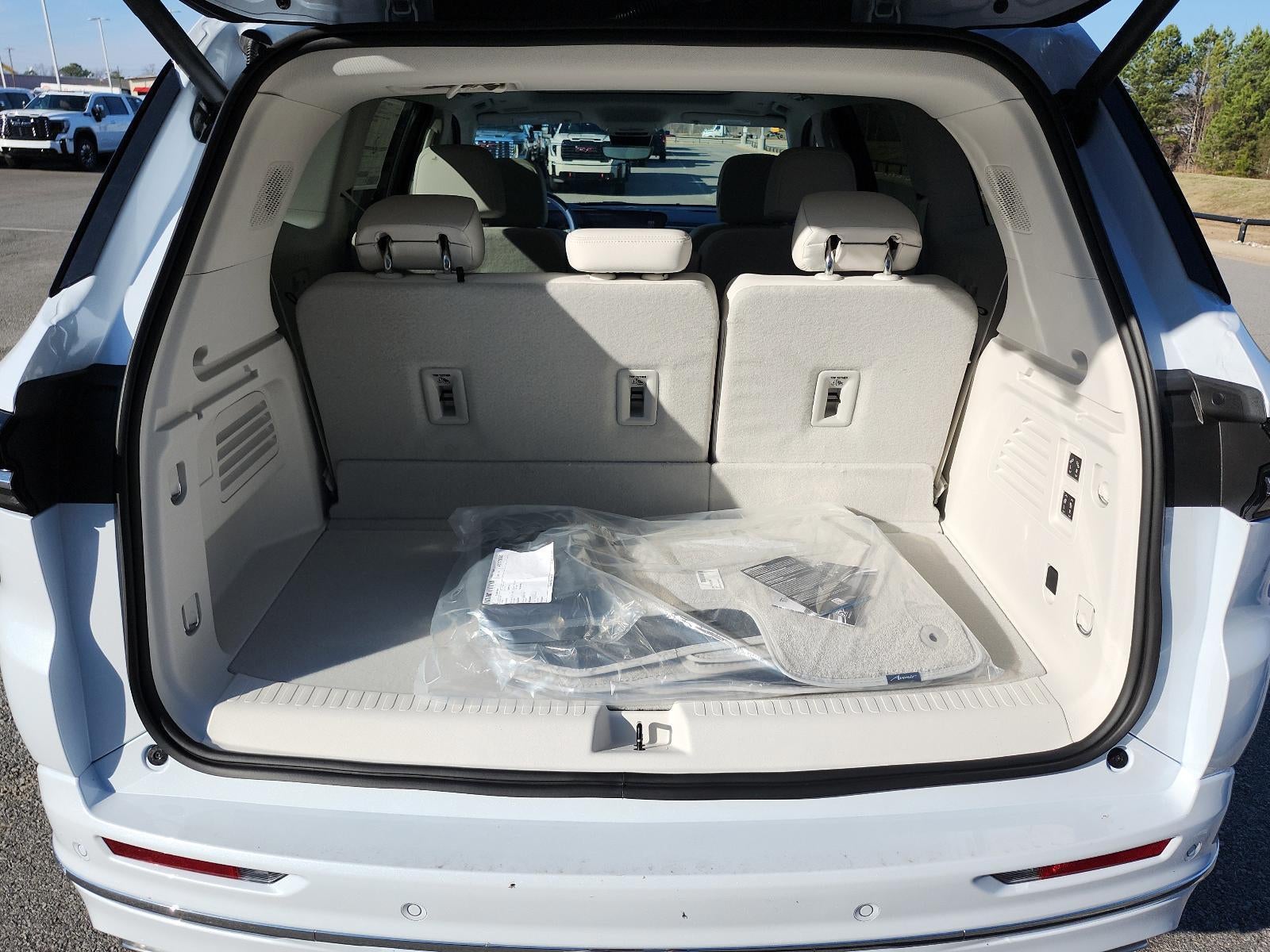 2026 Buick Enclave 4dr Avenir