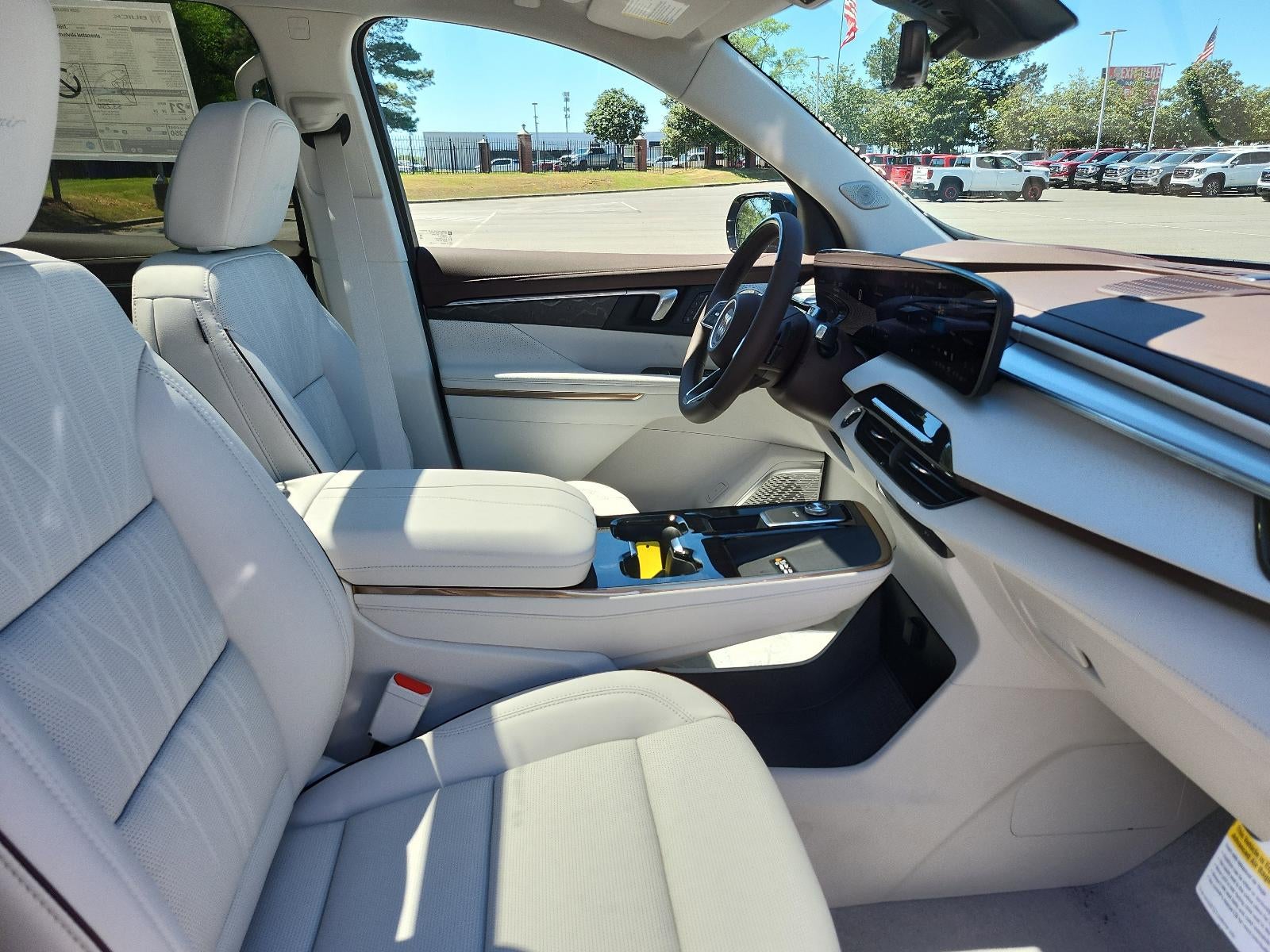 2026 Buick Enclave 4dr Avenir