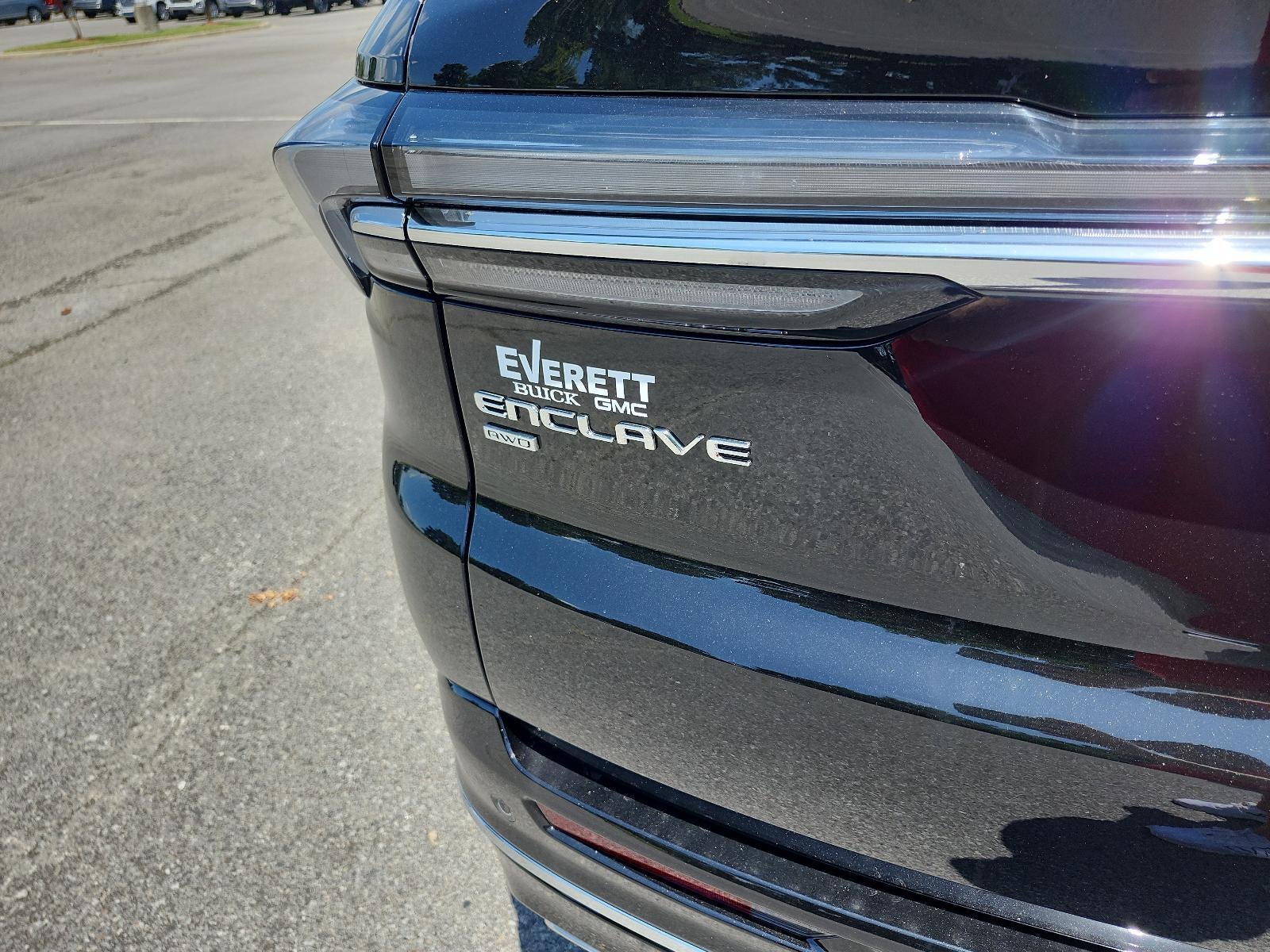 2025 Buick Enclave 4dr Avenir