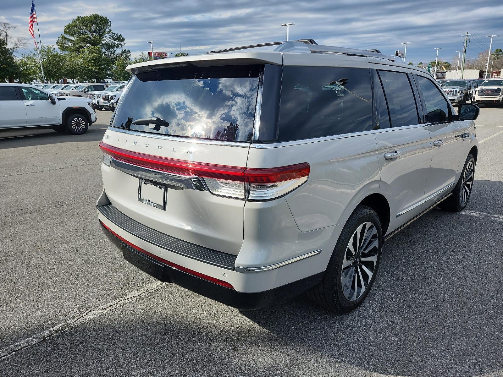 2023 Lincoln Navigator Reserve