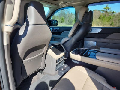 2023 Lincoln Navigator L Reserve