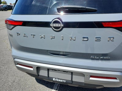 2023 Nissan Pathfinder SL