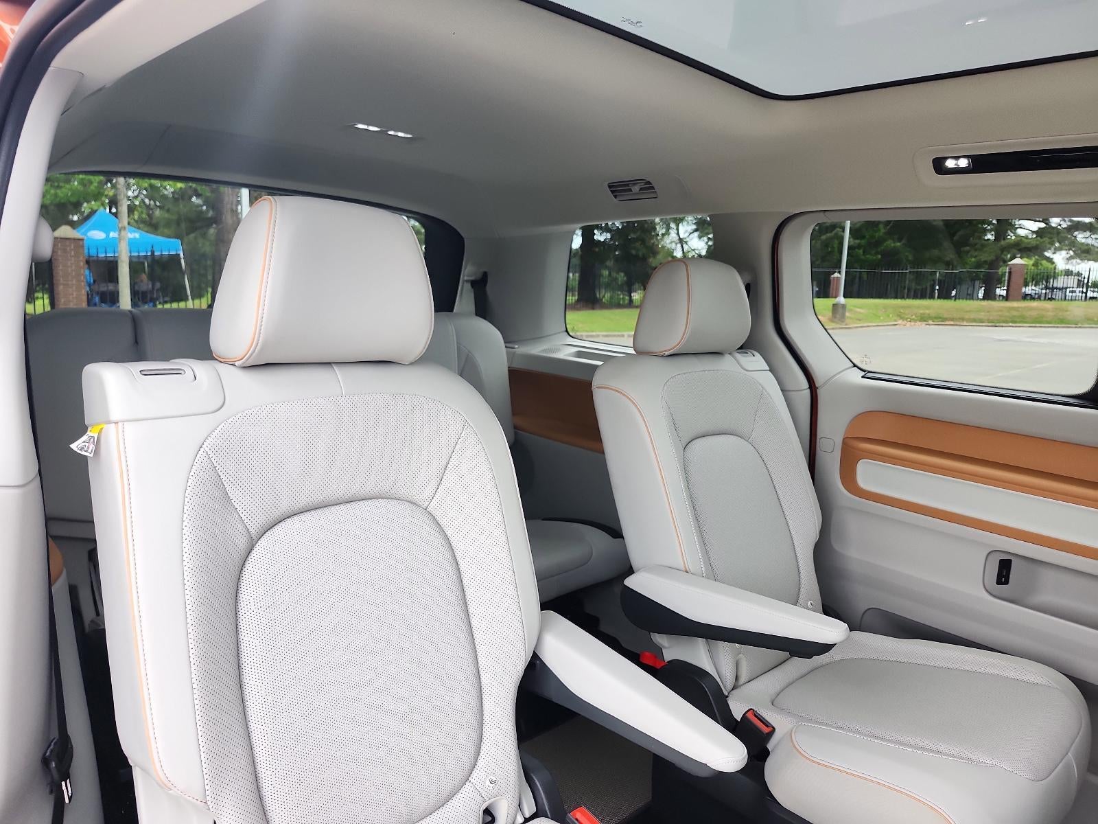 2025 Volkswagen ID. Buzz Pro S Plus